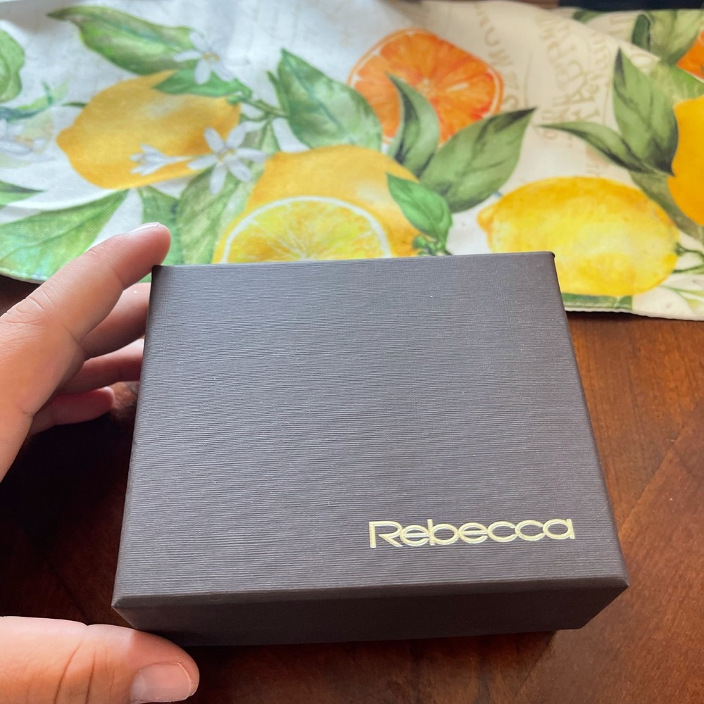 Brand new Rebecca necklace *Made In Italy*